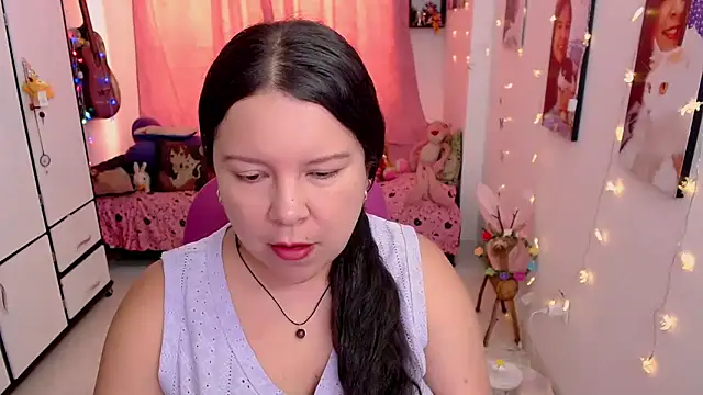claryssa  online show from 05/01/26, 06:34