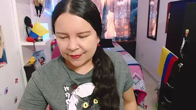 Snapshot of claryssa_ chatting on 07/10/26, 10:01 claryssa online show from 07/10/26, 10:01