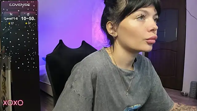 Mariella Adamss online show from 02/23/25, 03:51