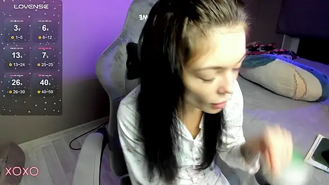 Mariella Adamss online show from 11/29/25, 01:58