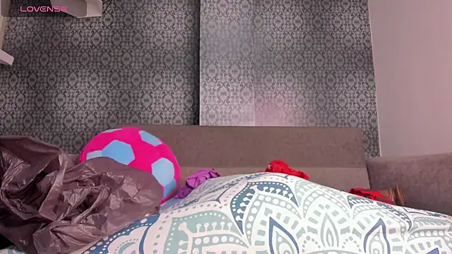 grandmother milf online show from 03/12/26, 12:22