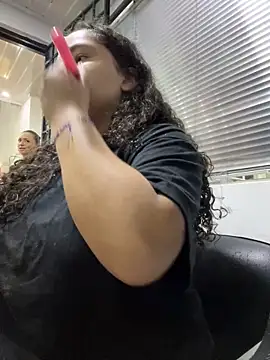 Snapshot of CurlyGirl_1 chatting on 01/12/25, 11:50 CurlyGirl 1 online show from 01/12/25, 11:50