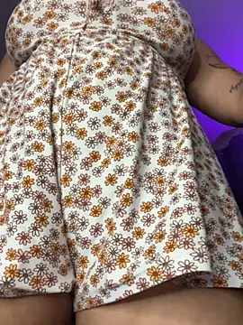 CurlyGirl 1 online show from 02/28/26, 12:00