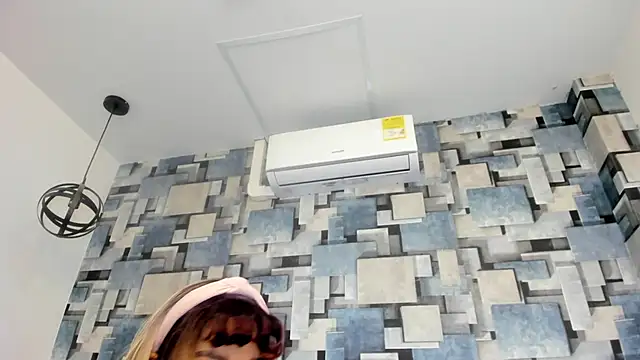 angel dthroatt online show from 03/31/26, 12:05