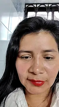 Snapshot of Rouse_bell chatting on 02/28/25, 05:59 Rouse bell online show from 02/28/25, 05:59