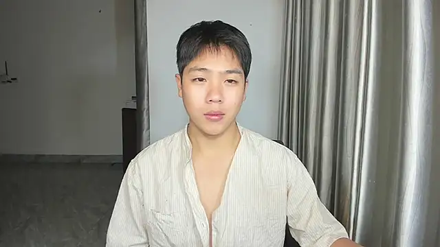 Oliver Nl online show from 02/13/25, 02:52