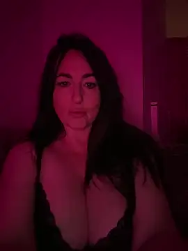kiki xo online show from 05/05/26, 02:52