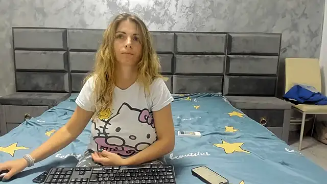 Hottalicia2 online show from 10/20/25, 07:47