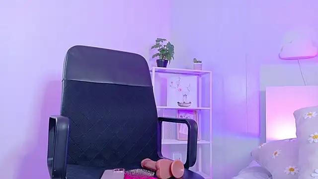 CristalCornner  online show from 04/17/26, 10:02