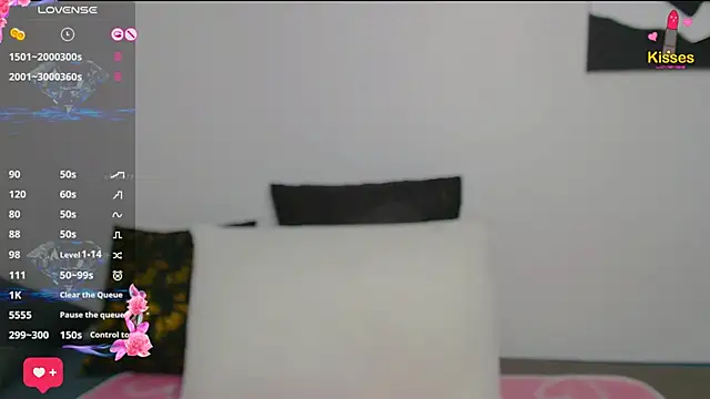 Turkish Latina online show from 02/18/25, 09:42