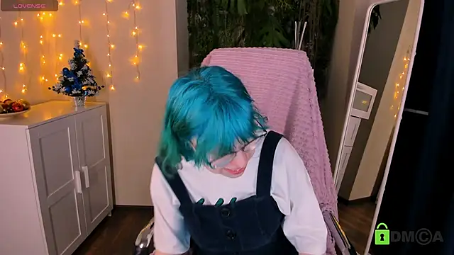 Snapshot of Melissa_Wells chatting on 12/28/24, 09:08 Melissa Wells online show from 12/28/24, 09:08