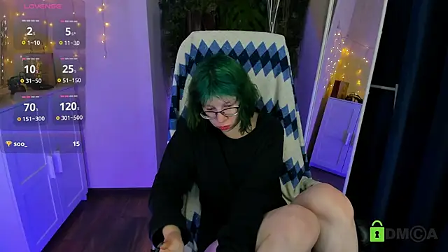 Snapshot of Melissa_Wells chatting on 01/17/25, 11:40 Melissa Wells online show from 01/17/25, 11:40