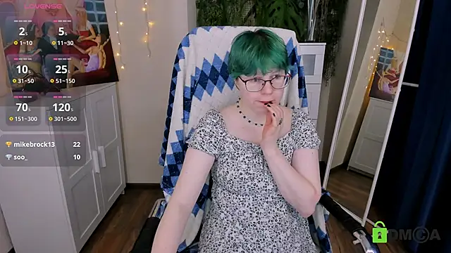 Snapshot of Melissa_Wells chatting on 02/25/25, 03:09 Melissa Wells online show from 02/25/25, 03:09