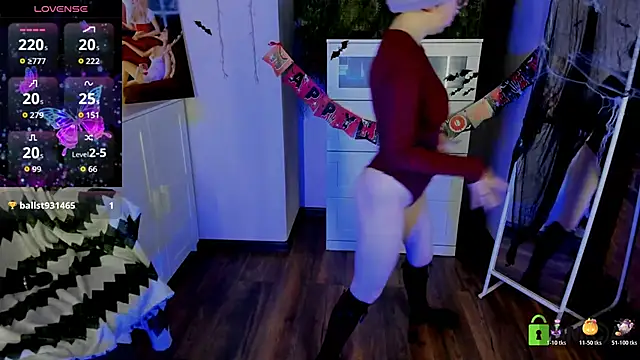 Snapshot of Melissa_Wells chatting on 10/25/25, 10:15 Melissa Wells online show from 10/25/25, 10:15