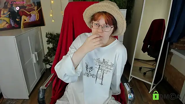 Snapshot of Melissa_Wells chatting on 11/24/25, 08:52 Melissa Wells online show from 11/24/25, 08:52