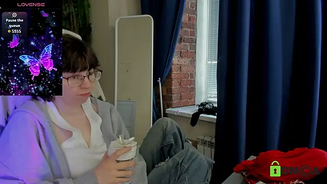 Melissa Wells online show from 07/05/26, 04:19