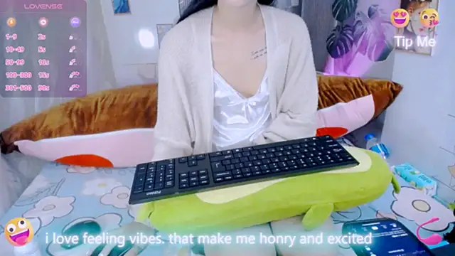 Ly   online show from 03/05/26, 03:02