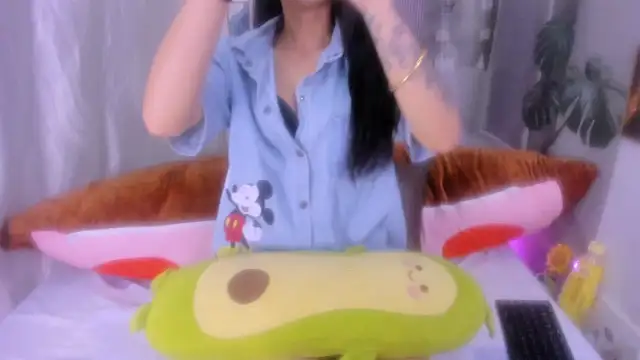 Ly   online show from 03/31/26, 03:41