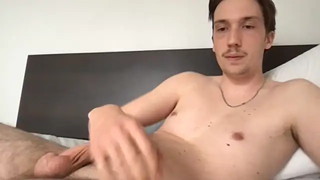 hungandfun05 online show from 03/31/26, 03:12