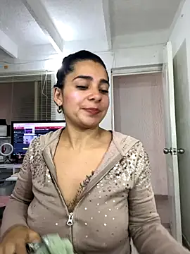 Meganmilk1 online show from 10/22/25, 05:45