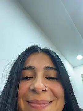 Meganmilk1 online show from 06/01/26, 01:57