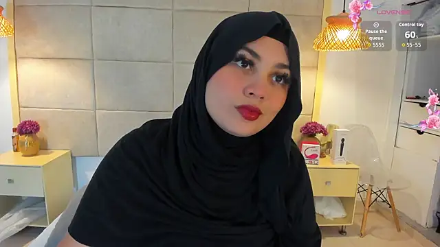 Snapshot of _anjum_ chatting on 10/20/25, 11:54 anjum online show from 10/20/25, 11:54