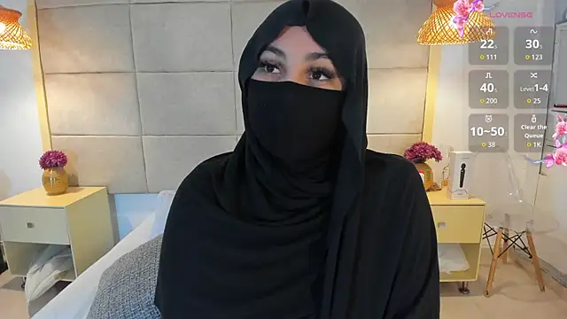 Snapshot of _anjum_ chatting on 10/25/25, 11:40 anjum online show from 10/25/25, 11:40