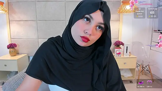 Snapshot of _anjum_ chatting on 11/22/25, 11:42 anjum online show from 11/22/25, 11:42