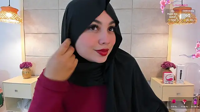 Snapshot of _anjum_ chatting on 11/24/25, 11:43 anjum online show from 11/24/25, 11:43