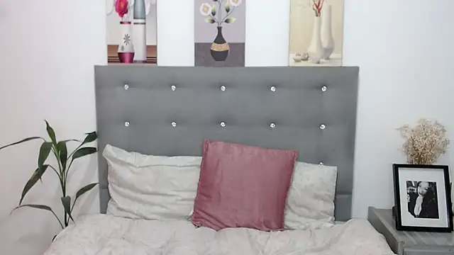 titsbiglovers online show from 02/12/25, 11:09