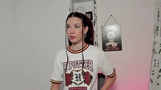 Emperatriiz online show from 12/25/24, 06:52