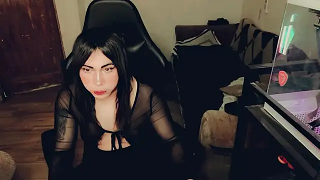 Snapshot of evelyntvsexy chatting on 07/04/26, 06:36 evelyntvsexy online show from 07/04/26, 06:36