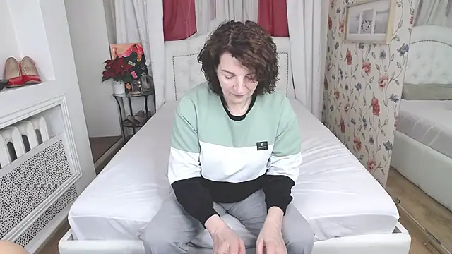 AmiHotGranny online show from 06/02/26, 01:46