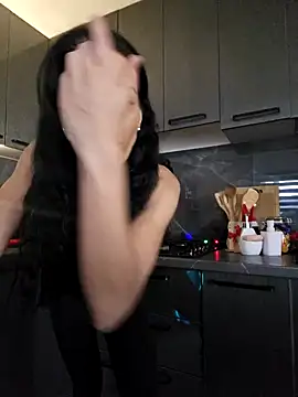 AnaFoxxy online show from 12/18/24, 10:51