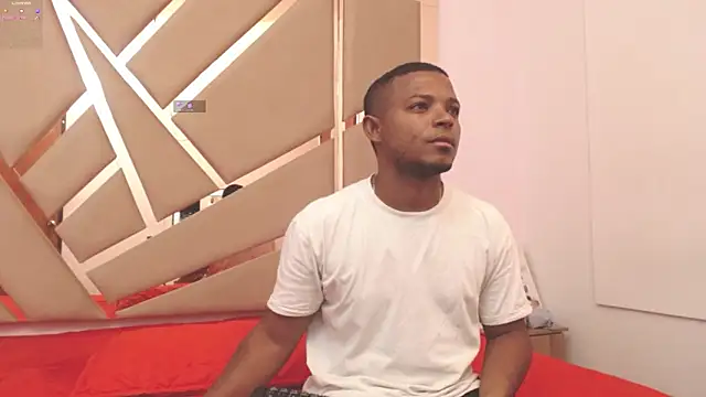 Snapshot of you_and_i9 chatting on 11/10/25, 07:46 you and i9 online show from 11/10/25, 07:46