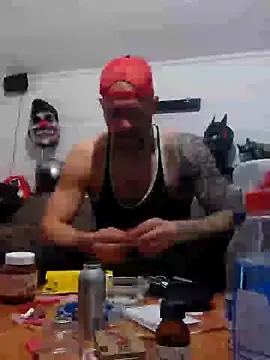 Snapshot of eltoulou chatting on 02/13/25, 01:15 eltoulou online show from 02/13/25, 01:15