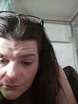BeckiTooSweet online show from 11/07/25, 08:20