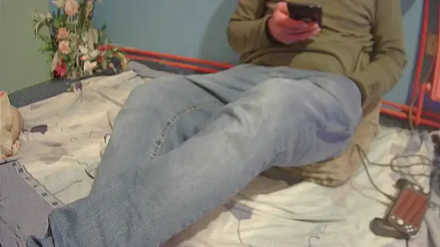 Snapshot of Markxen_cam chatting on 12/27/24, 03:59 Markxen cam online show from 12/27/24, 03:59