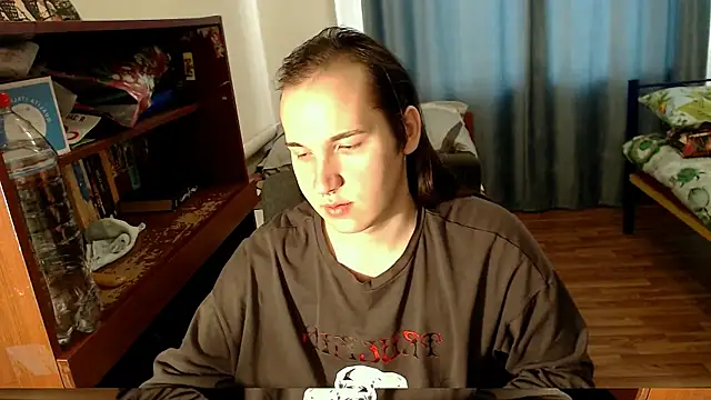 EvaMiron online show from 02/13/25, 05:58