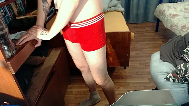 EvaMiron online show from 03/12/25, 10:16