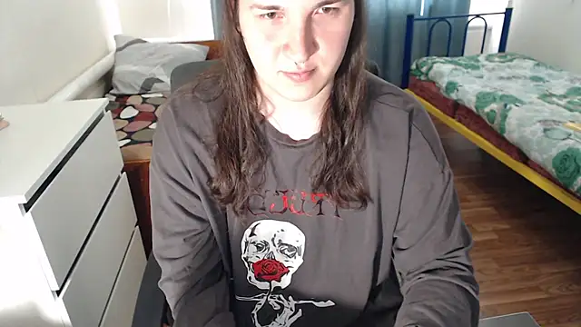 EvaMiron online show from 09/23/25, 10:29