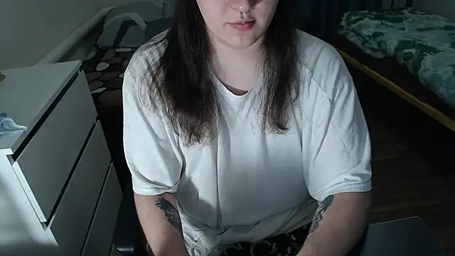 EvaMiron online show from 11/02/25, 05:37