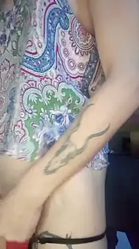 Snapshot of SuccubusTatuada chatting on 09/10/25, 10:59 SuccubusTatuada online show from 09/10/25, 10:59