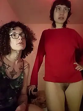 Snapshot of SuccubusTatuada chatting on 11/10/25, 09:47 SuccubusTatuada online show from 11/10/25, 09:47