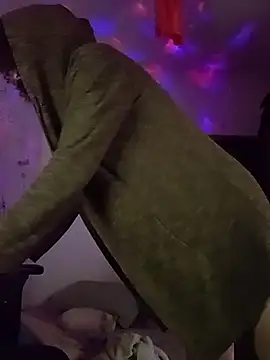 Snapshot of SuccubusTatuada chatting on 11/25/25, 07:52 SuccubusTatuada online show from 11/25/25, 07:52