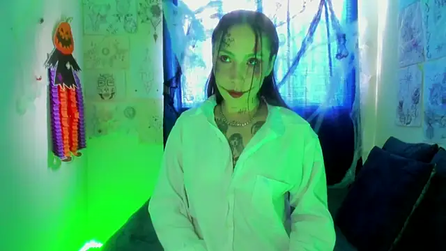 Keket Smitth online show from 10/31/25, 08:54