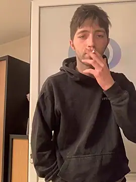 Snapshot of GuillaumebeauZizi chatting on 02/07/26, 07:17 GuillaumebeauZizi online show from 02/07/26, 07:17