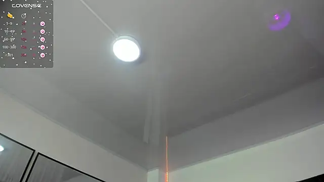 Snapshot of natalia_curvy1 chatting on 02/28/25, 05:37 natalia curvy1 online show from 02/28/25, 05:37