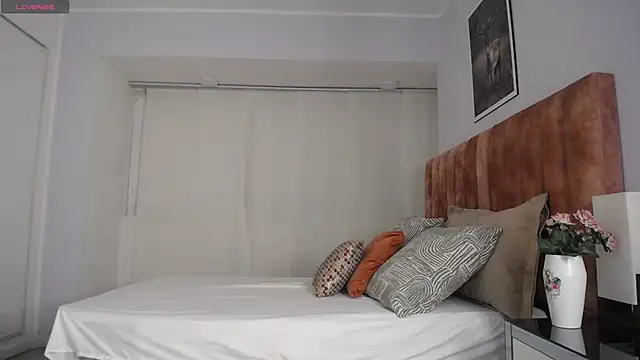 Snapshot of genesis_moretz chatting on 12/12/24, 03:21 genesis moretz online show from 12/12/24, 03:21