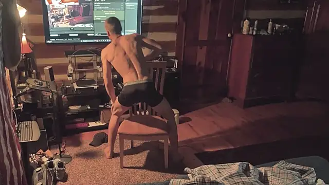 Snapshot of HARD_2QUIT chatting on 03/07/25, 11:29 HARD 2QUIT online show from 03/07/25, 11:29